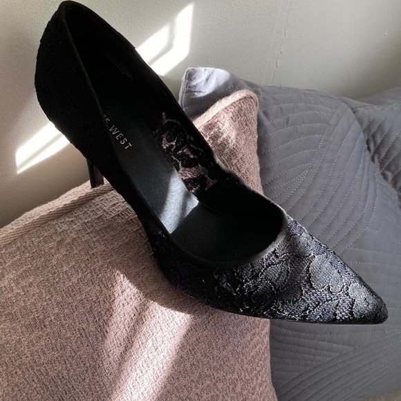 Nine West Black Lace Heels - Picture 2 of 16